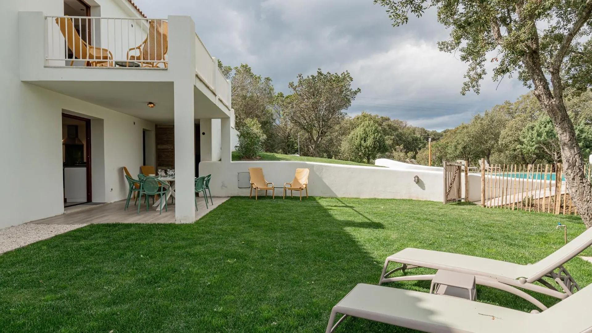 Villa Nuova Di Design Con Piscina Privata San Pantaleo Italia