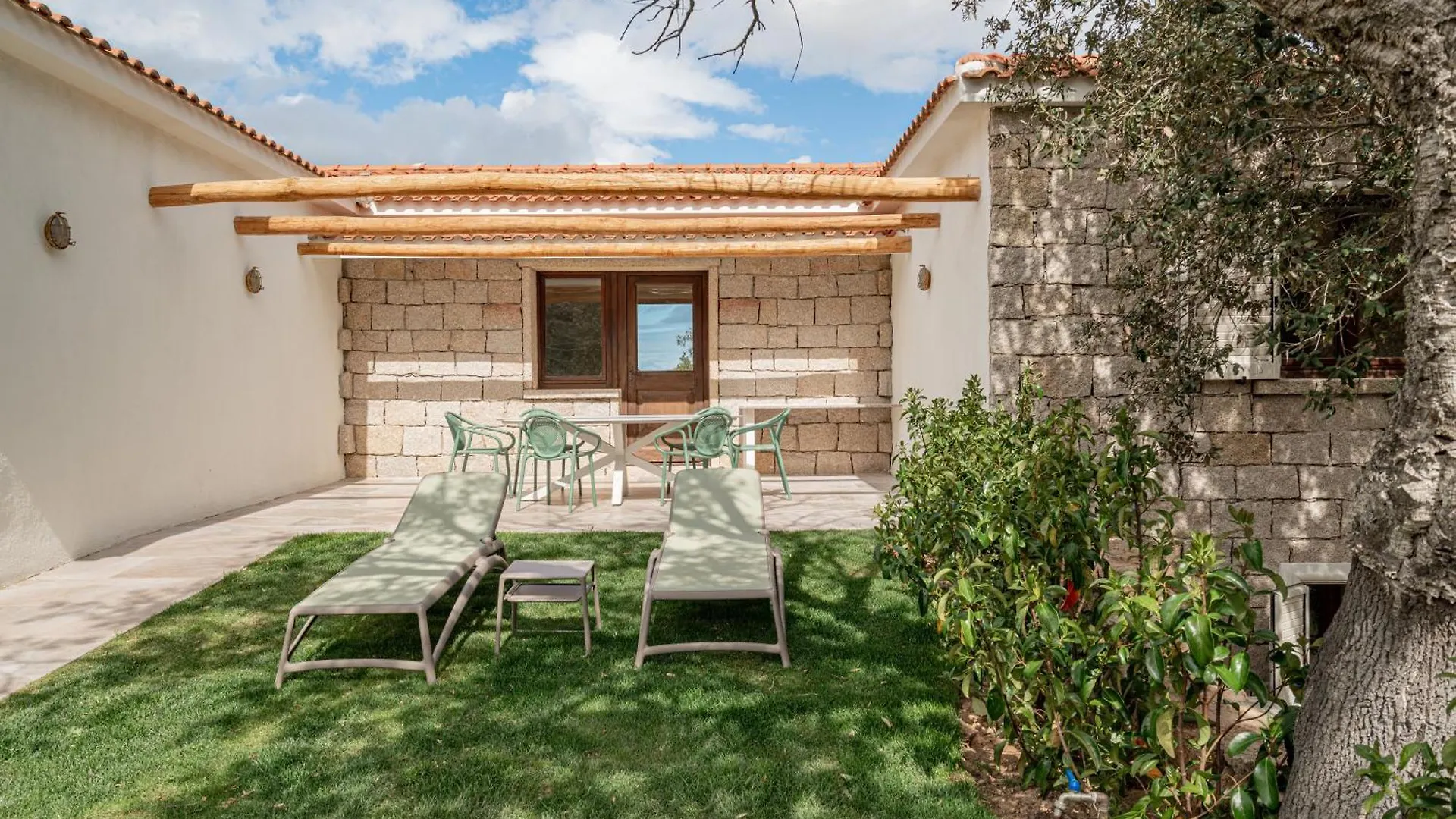 Villa Nuova Di Design Con Piscina Privata San Pantaleo 0*,