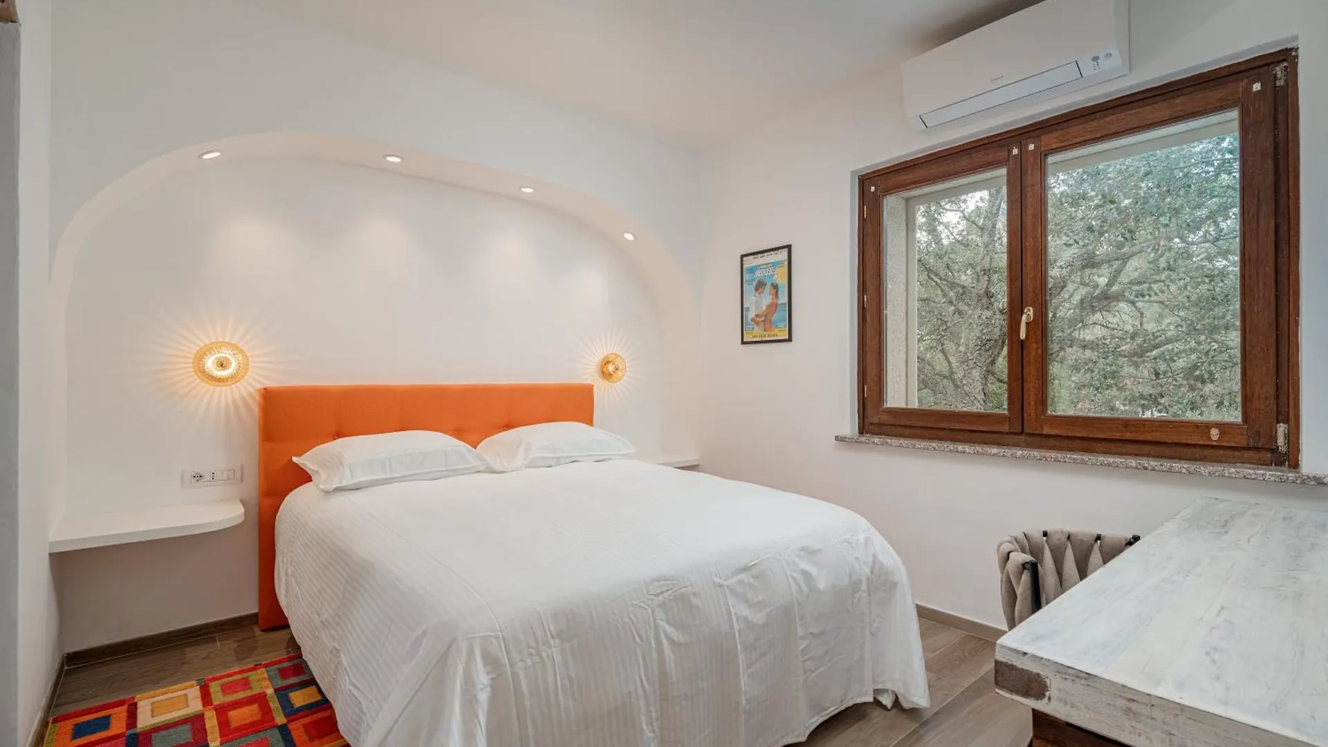 Villa Nuova Di Design Con Piscina Privata San Pantaleo 0*,  Italia