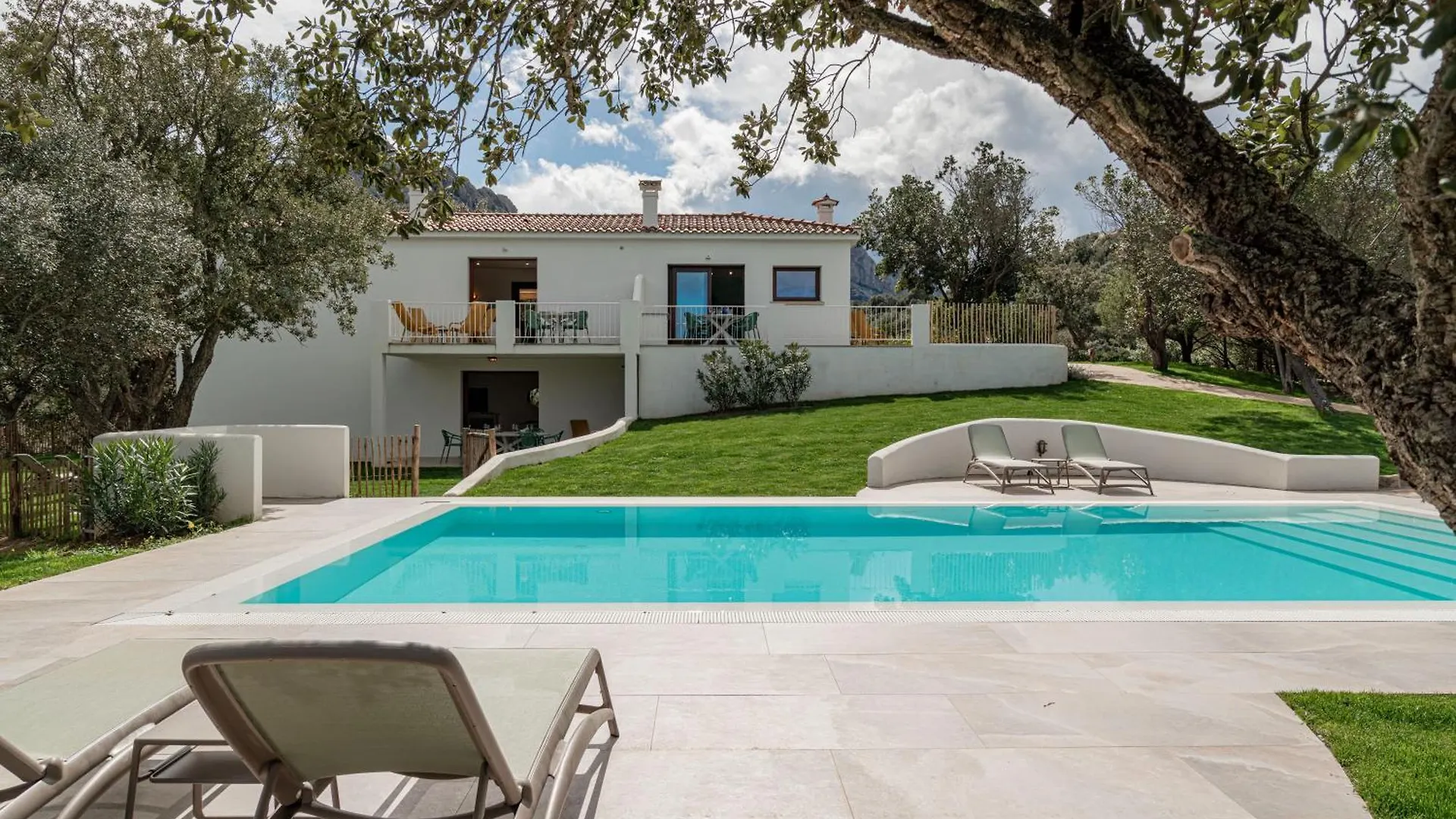Villa Nuova Di Design Con Piscina Privata San Pantaleo